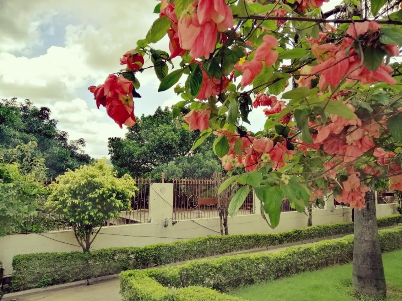 Ganga Vatika Boutique Hotel, Rishīkesh 外观 照片